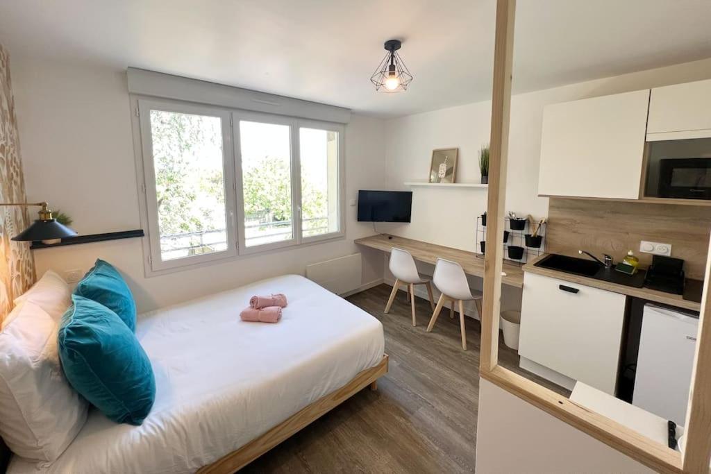 Suite Le Studio Mangue - Cosy & Vue Sur Le Jardin - Plages A Proximite Saint-Nazaire  Buitenkant foto