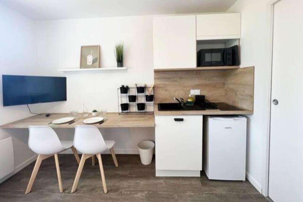 Suite Le Studio Mangue - Cosy & Vue Sur Le Jardin - Plages A Proximite Saint-Nazaire  Buitenkant foto